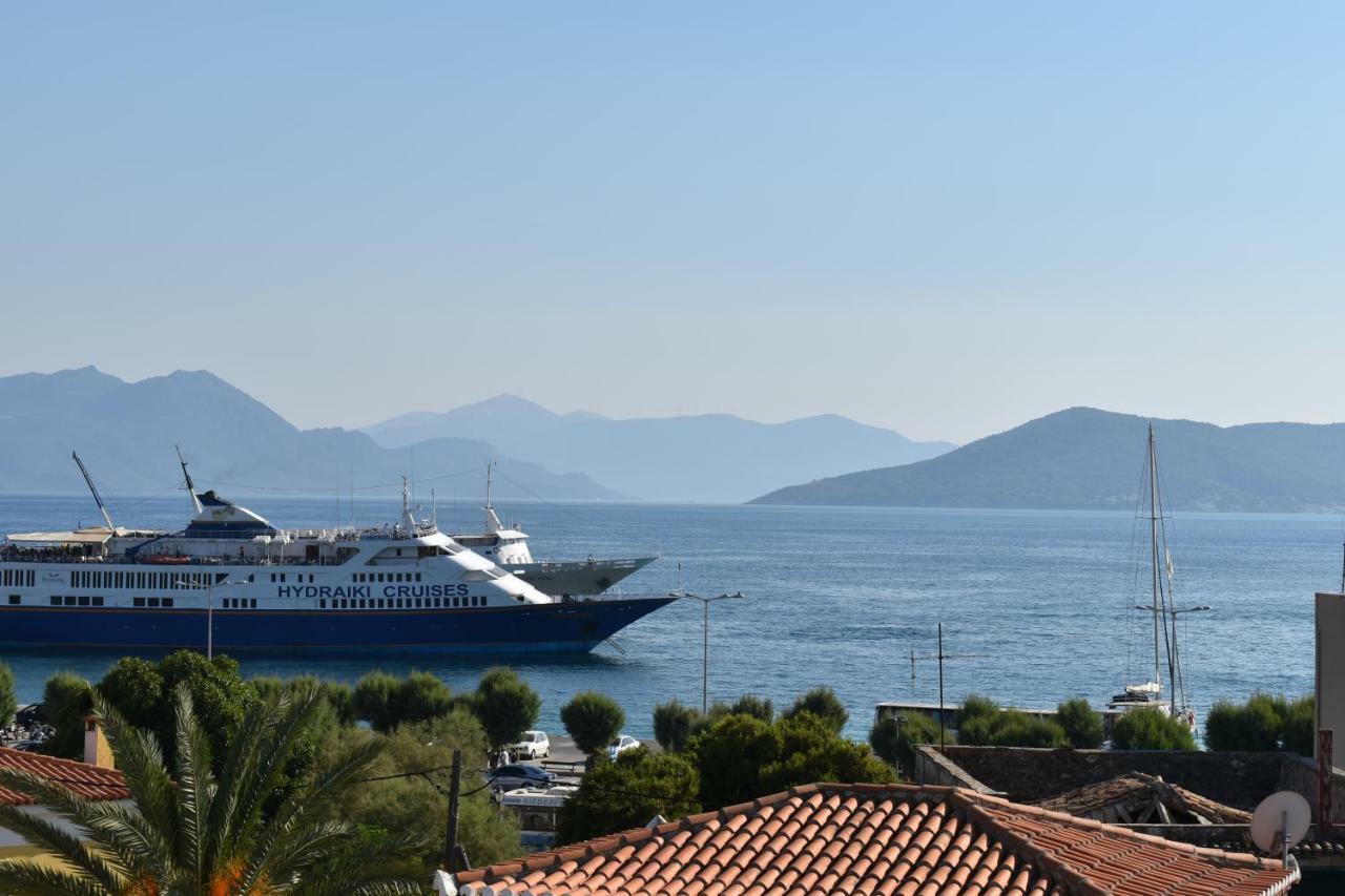 Aphrodite Art Hotel Aegina ภายนอก รูปภาพ
