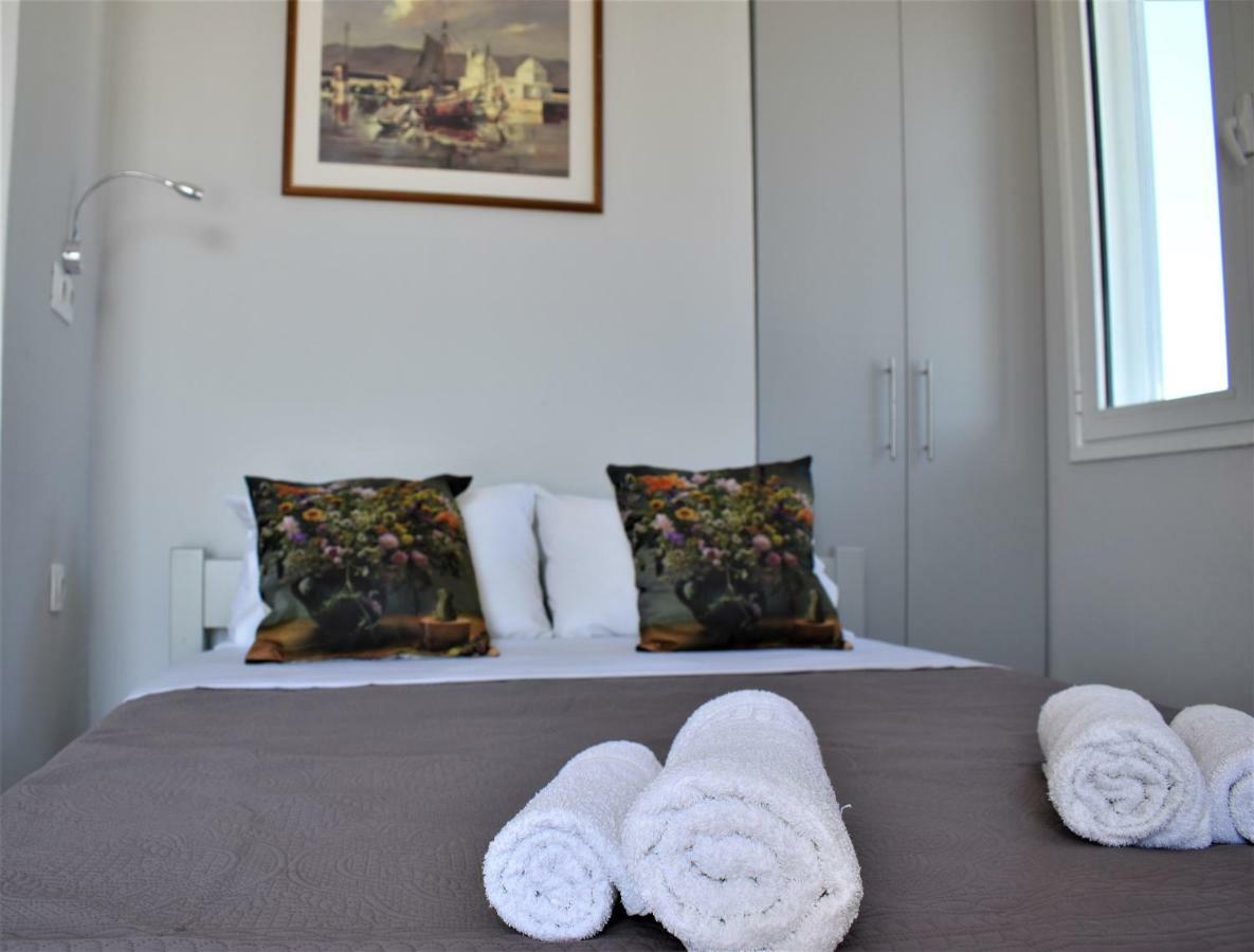 Aphrodite Art Hotel Aegina ภายนอก รูปภาพ