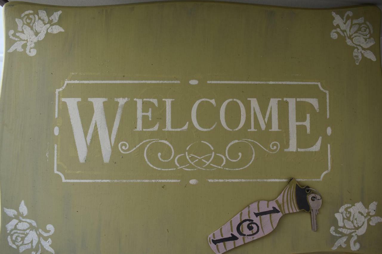 Aphrodite Art Hotel Aegina ภายนอก รูปภาพ